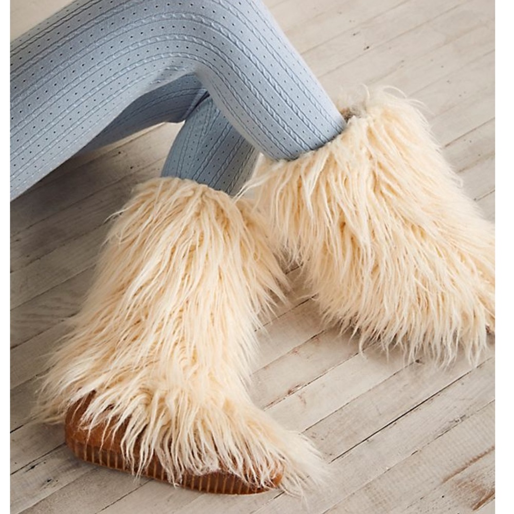 Jeffrey Campbell Cream Fur Boots fluffy size 8 $350 Sold at Free People too